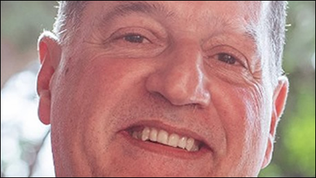 governos autoritários