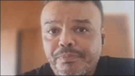 governos autoritários