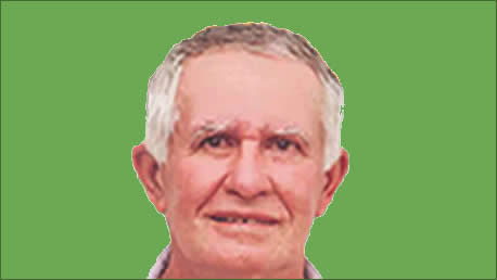 governos autoritários