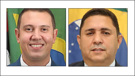 governos autoritários